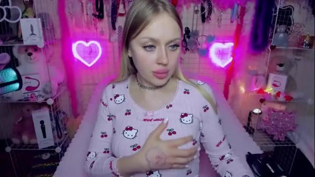 Image 10 of indykally Stream on Chaturbate on 1 month ago