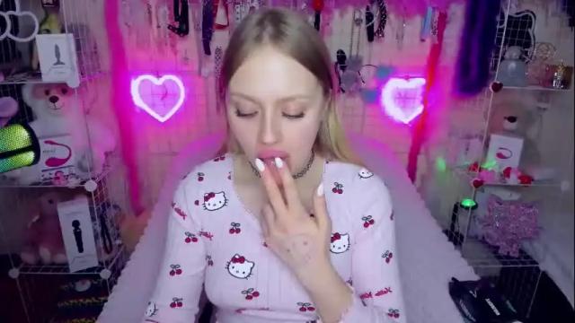 Image 8 of indykally Stream on Chaturbate on 1 month ago