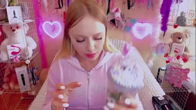 Image 10 of indykally Stream on Chaturbate on 1 month ago