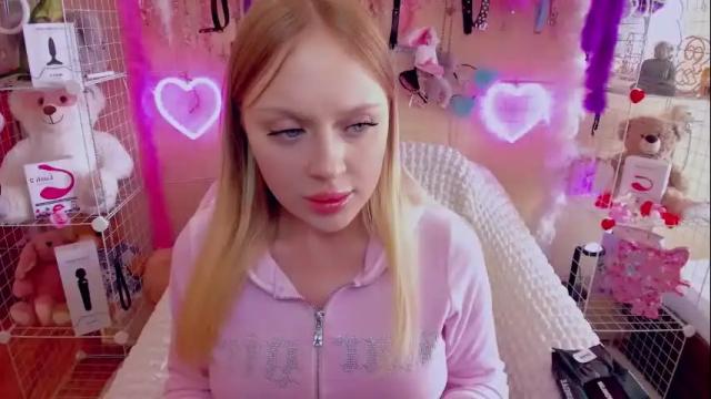 Image 4 of indykally Stream on Chaturbate on 1 month ago