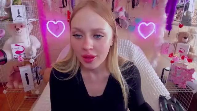 Image 7 of indykally Stream on Chaturbate on 1 month ago
