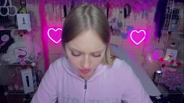 Image 10 of indykally Stream on Chaturbate on 1 month ago