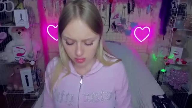 Image 12 of indykally Stream on Chaturbate on 1 month ago