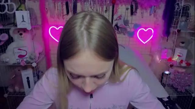 Image 2 of indykally Stream on Chaturbate on 1 month ago