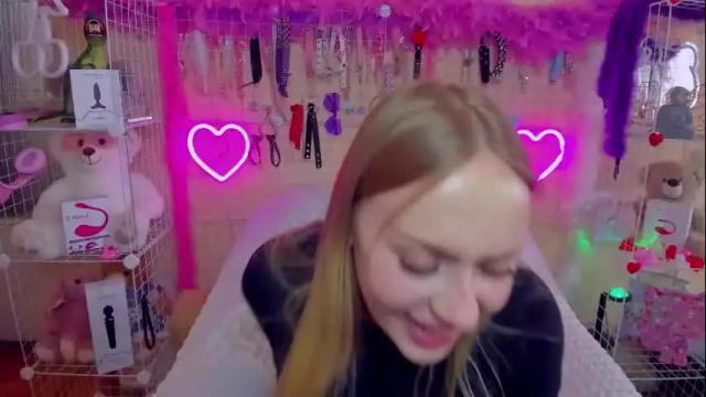 Image 6 of indykally Stream on Chaturbate on 1 month ago