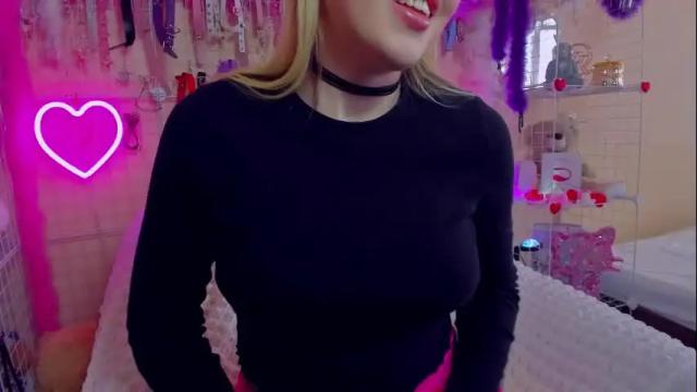 Image 7 of indykally Stream on Chaturbate on 1 month ago