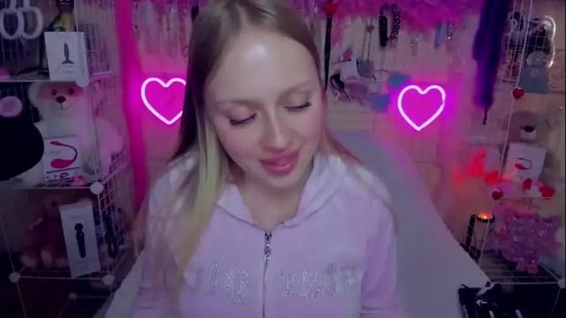 Image 3 of indykally Stream on Chaturbate on 1 month ago