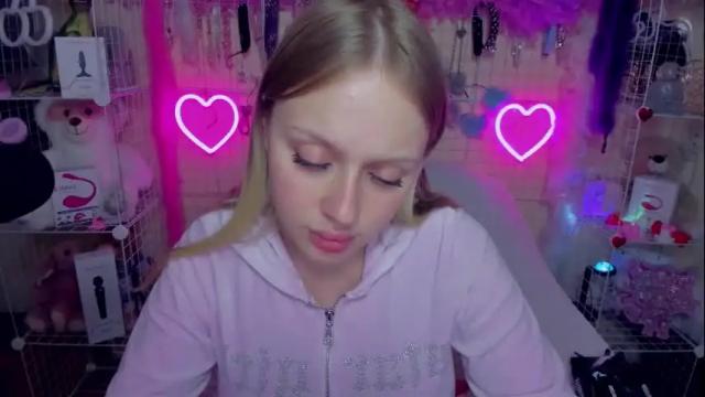 Image 6 of indykally Stream on Chaturbate on 1 month ago