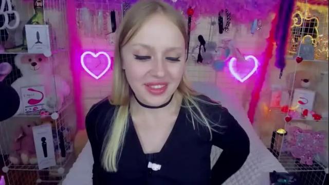 Image 6 of indykally Stream on Chaturbate on 1 month ago