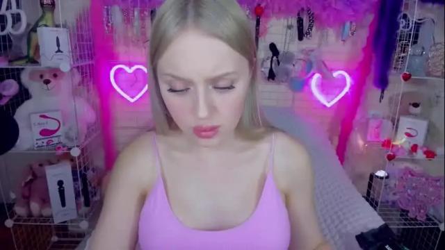 Image 7 of indykally Stream on Chaturbate on 1 month ago