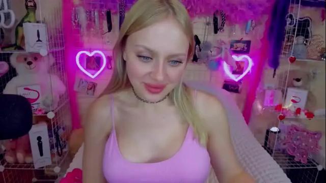 Image 3 of indykally Stream on Chaturbate on 1 month ago