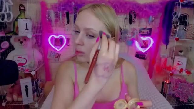 Image 8 of indykally Stream on Chaturbate on 1 month ago