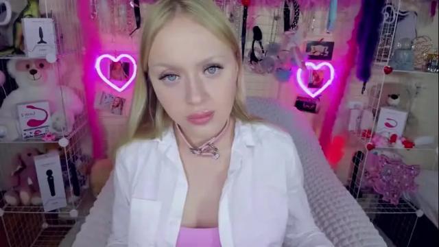 Image 6 of indykally Stream on Chaturbate on 1 month ago