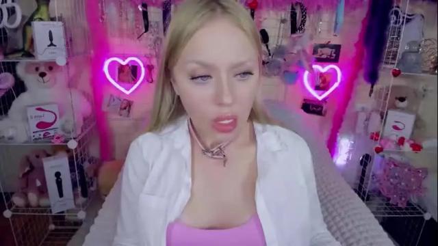 Image 8 of indykally Stream on Chaturbate on 1 month ago