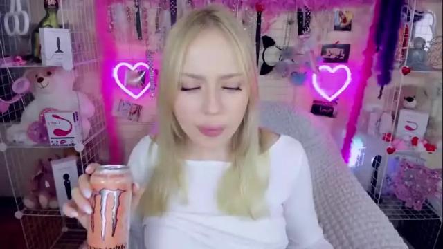 Image 6 of indykally Stream on Chaturbate on 21 days ago