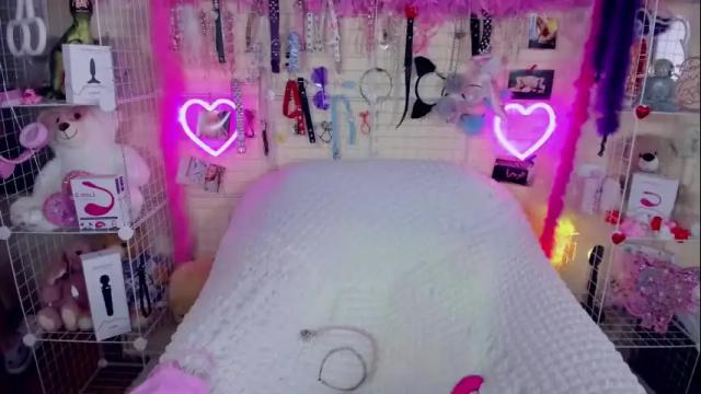 Image 7 of indykally Stream on Chaturbate on 21 days ago