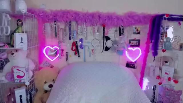 Image 6 of indykally Stream on Chaturbate on 17 days ago
