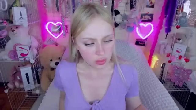 Image 7 of indykally Stream on Chaturbate on 17 days ago