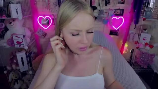 Image 4 of indykally Stream on Chaturbate on 9 days ago