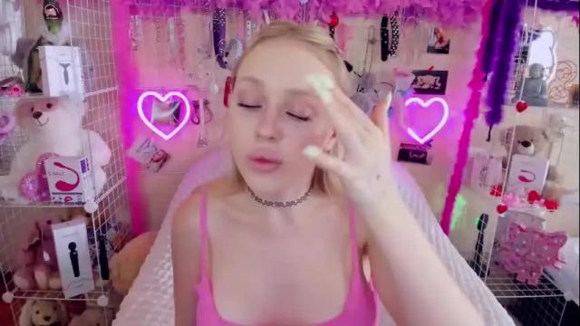 Image 6 of indykally Stream on Chaturbate on 7 days ago