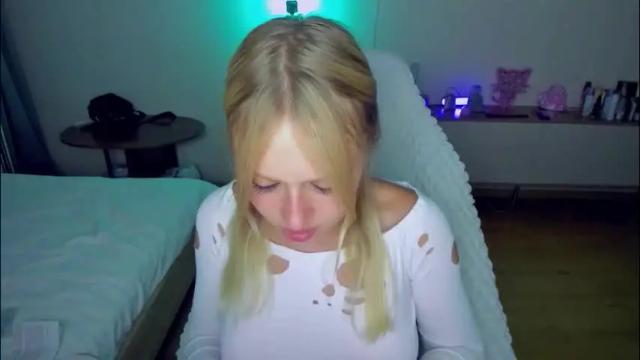 Image 12 of indykally Stream on Chaturbate on 6 months ago