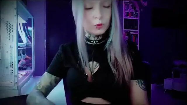 Image 12 of inesdesire Stream on Chaturbate on 24 days ago