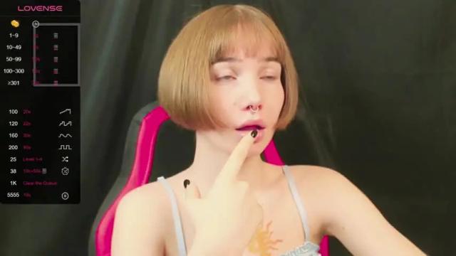 Image 2 of ingret_sunshine Stream on Chaturbate on 12 months ago