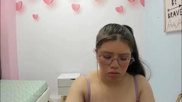 Image 7 of ingrid_casas Stream on Chaturbate on 1 day ago