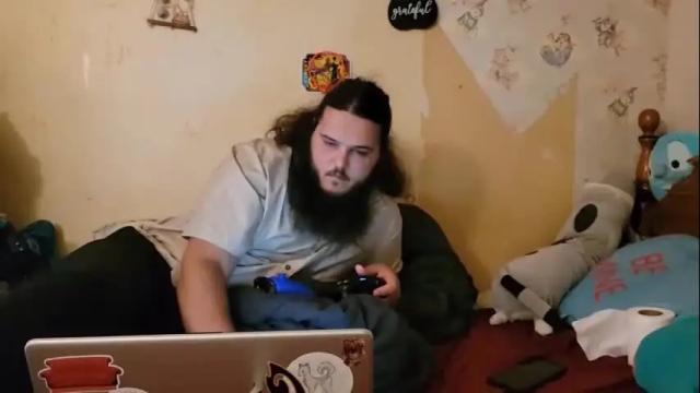 Image 2 of injuredandbroke Stream on Chaturbate on 25 months ago