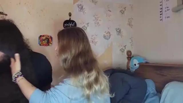 Image 2 of injuredandbroke Stream on Chaturbate on 25 months ago