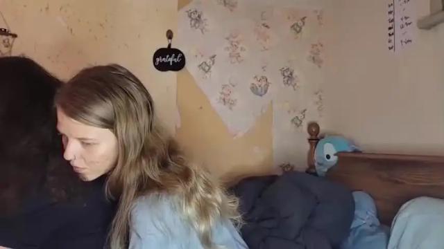 Image 3 of injuredandbroke Stream on Chaturbate on 25 months ago