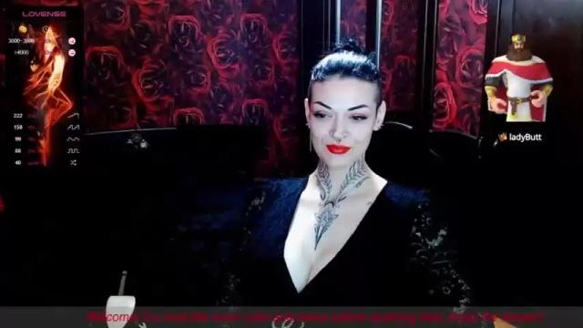 Image 10 of inkedgodess Stream on Chaturbate on 18 months ago
