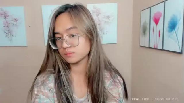 Image 11 of inn0centdoll69 Stream on Chaturbate on 12 months ago