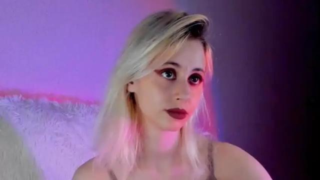 Image 3 of inner_light___ Stream on Chaturbate on 18 months ago