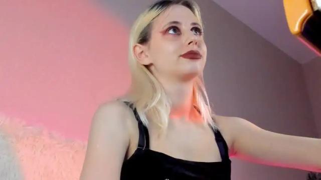 Image 4 of inner_light___ Stream on Chaturbate on 18 months ago