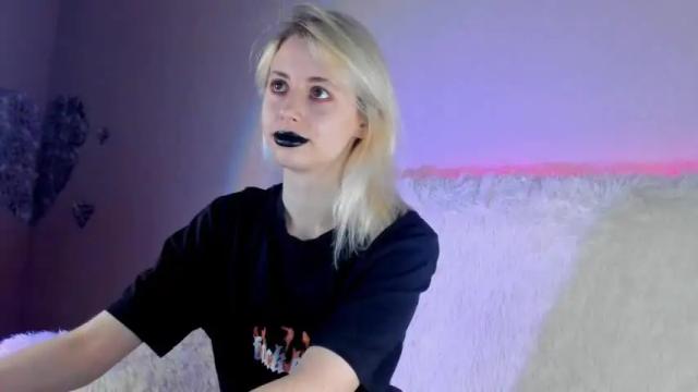 Image 10 of inner_light___ Stream on Chaturbate on 18 months ago