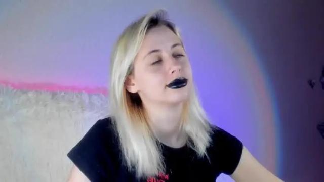 Image 10 of inner_light___ Stream on Chaturbate on 18 months ago