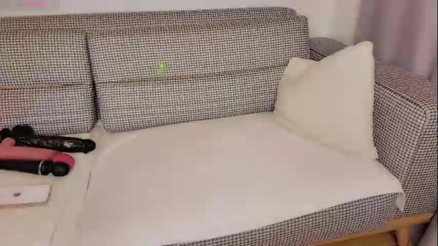 Image 3 of innocent_hotwife Stream on Chaturbate on 11 days ago