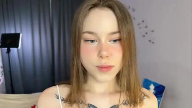 Image 6 of innocent_melissa Stream on Chaturbate on 17 days ago