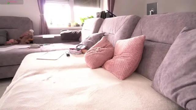 Image 12 of innocentemmy Stream on Chaturbate on 1 month ago