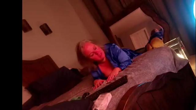 Image 3 of insatiablecpl333 Stream on Chaturbate on 2 months ago