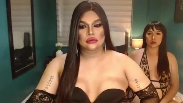 Image 11 of insatiablesexqueens Stream on Chaturbate on 13 months ago