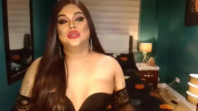 Image 8 of insatiablesexqueens Stream on Chaturbate on 12 months ago