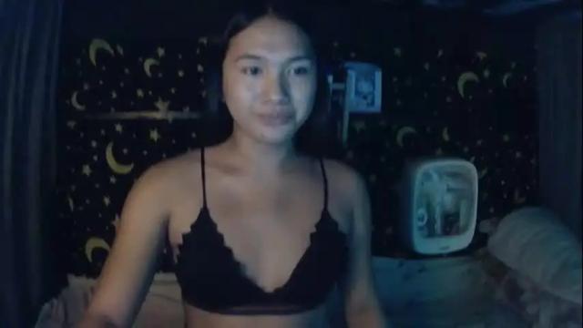 Image 3 of insulting_whoreifica Stream on Chaturbate on 29 days ago