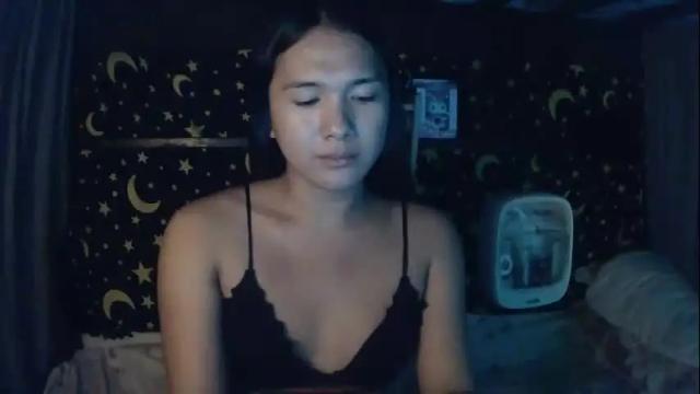 Image 4 of insulting_whoreifica Stream on Chaturbate on 29 days ago