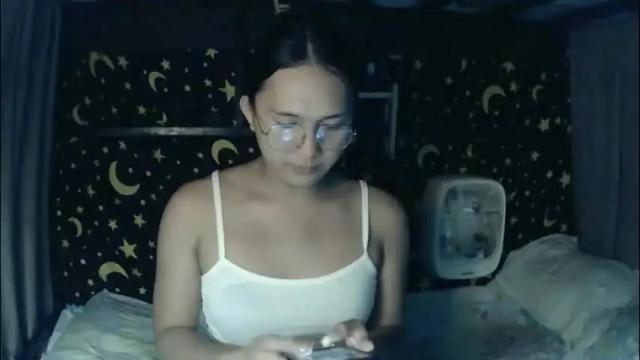 Image 2 of insulting_whoreifica Stream on Chaturbate on 2 months ago