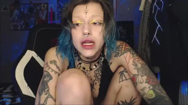 Image 2 of insunnity666 Stream on Chaturbate on 15 months ago
