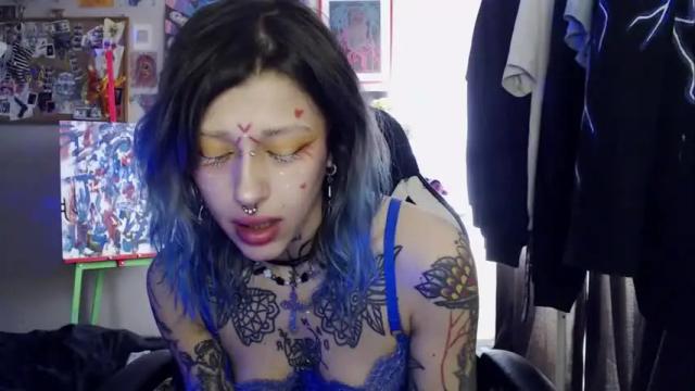 Image 8 of insunnity666 Stream on Chaturbate on 14 months ago