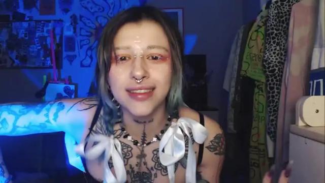 Image 4 of insunnity666 Stream on Chaturbate on 14 months ago