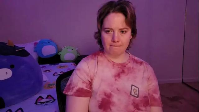 Image 12 of internetfairy_xo Stream on Chaturbate on 15 months ago